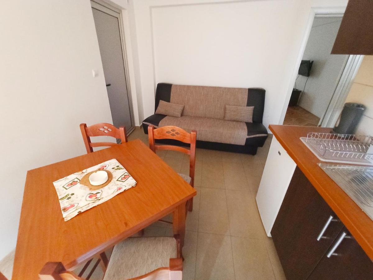 Apartments Mitende Budva Eksteriør bilde