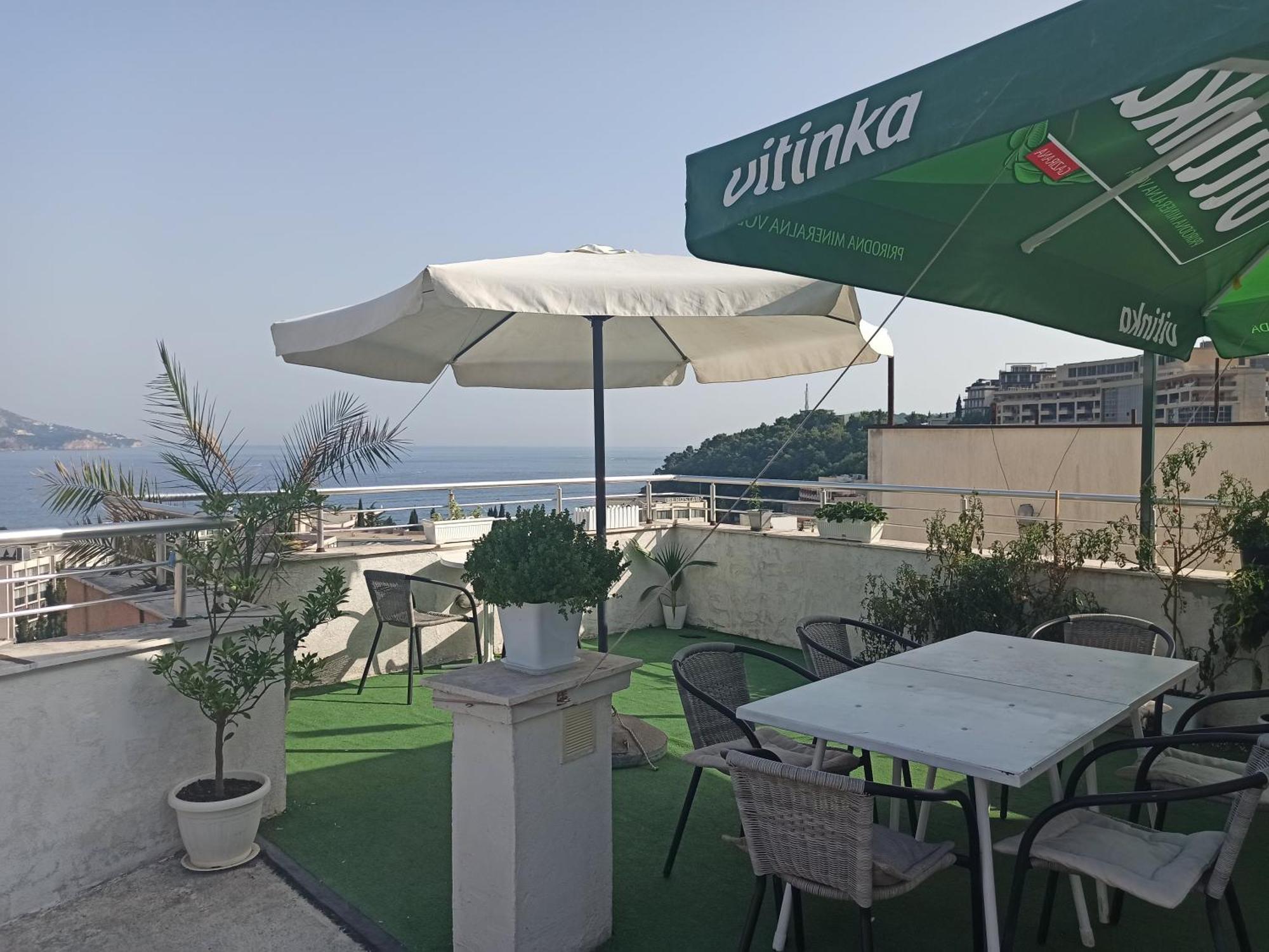 Apartments Mitende Budva Eksteriør bilde