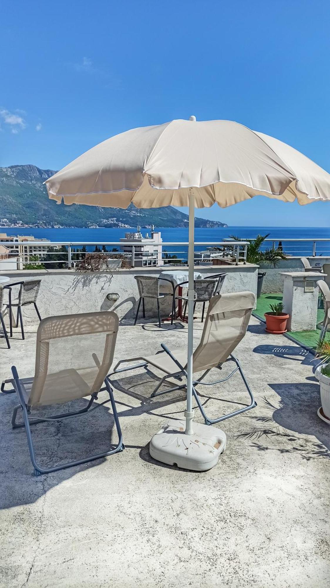 Apartments Mitende Budva Eksteriør bilde