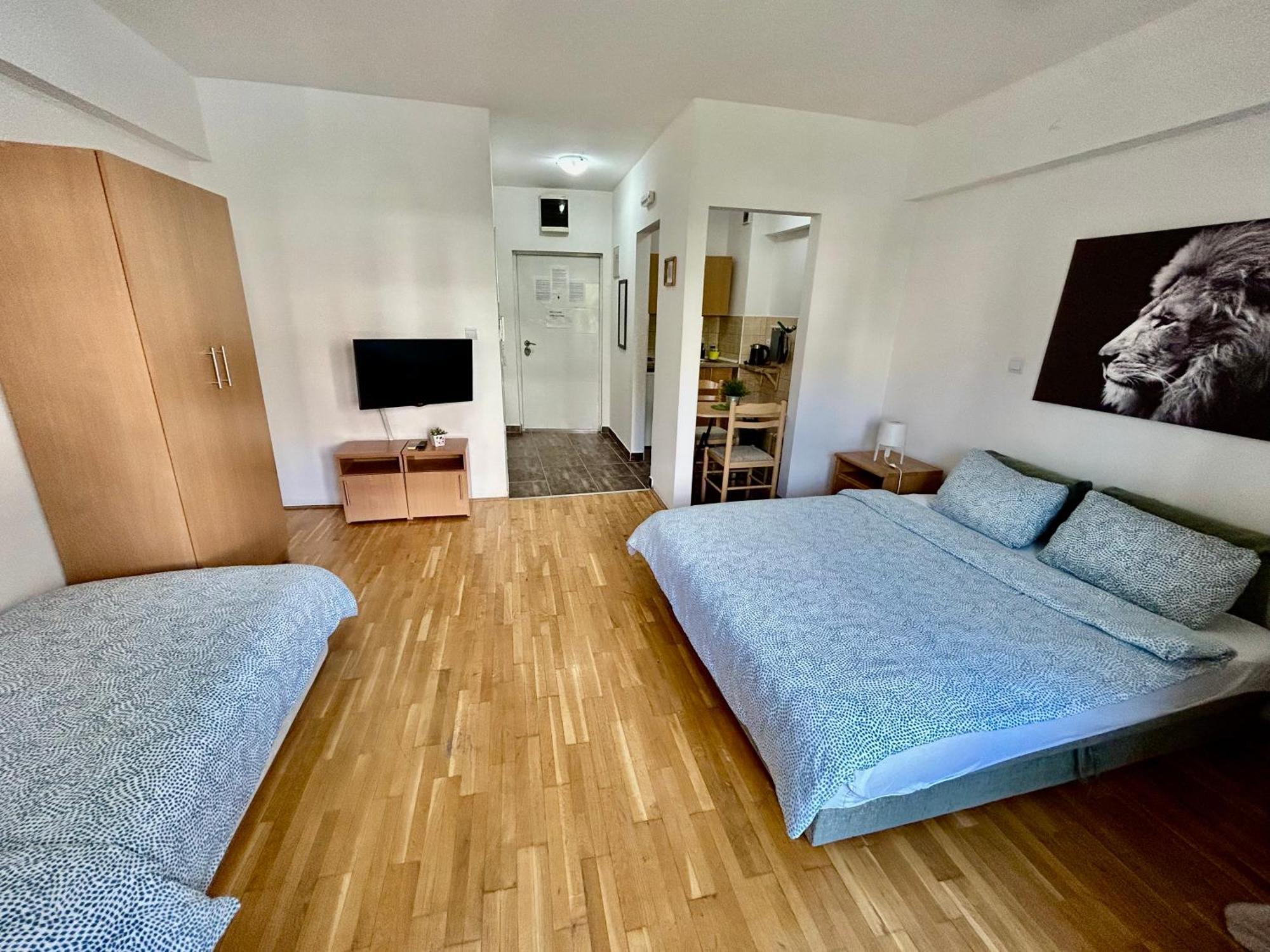Apartments Mitende Budva Eksteriør bilde